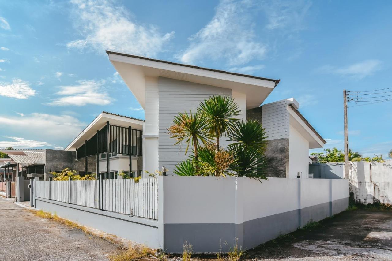Nadda Pool Villa Ranong Ban Bang Rin Exterior foto